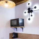 Seek And Hide - Csilla's Tiny Hideaway Appartamento