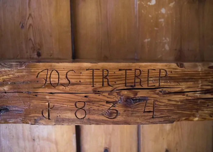 Seek And Hide - Csilla's Tiny Hideaway